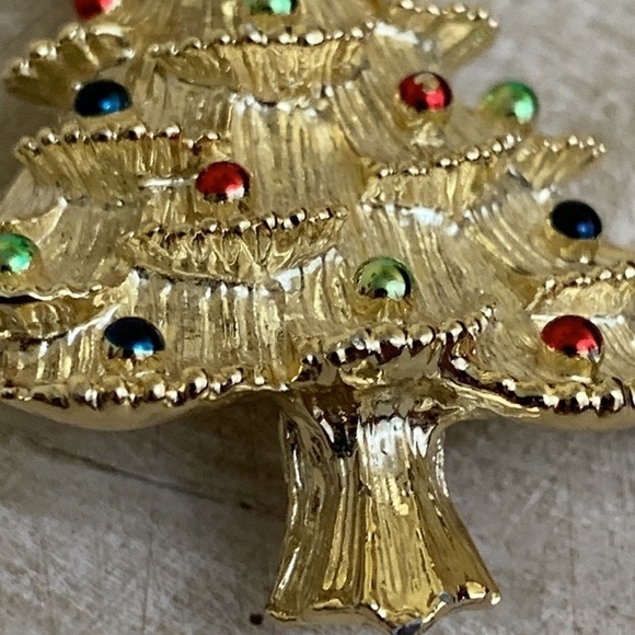 Gerry’s | Vintage Gold Tone Crystal Christmas Tree Brooch Pin - Picture 10 of 16